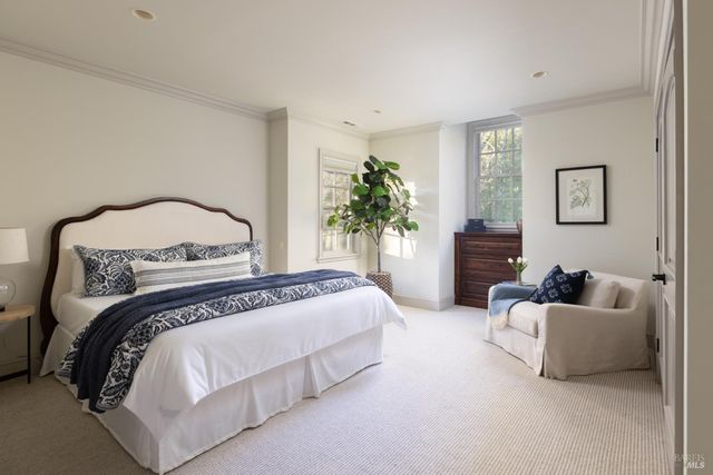 4504 Redwood Rd, Napa, CA 94558