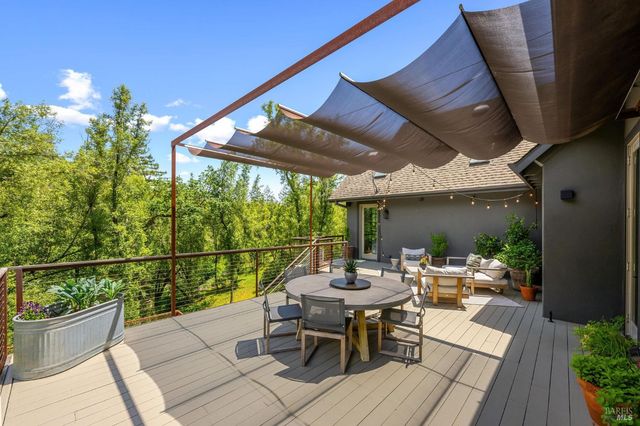 4504 Redwood Rd, Napa, CA 94558