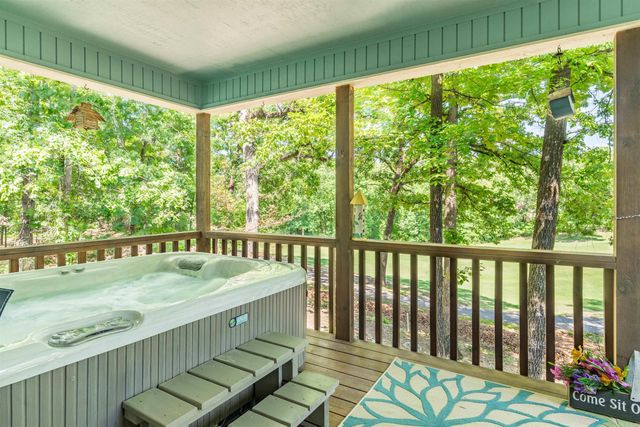 9 Vuelta Lane, Hot Springs Village, AR 71909