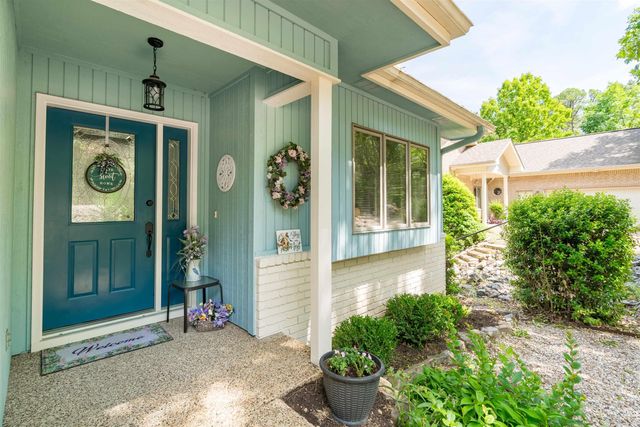 9 Vuelta Lane, Hot Springs Village, AR 71909