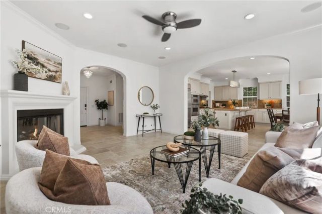16 Spyrock, Irvine, CA 92602