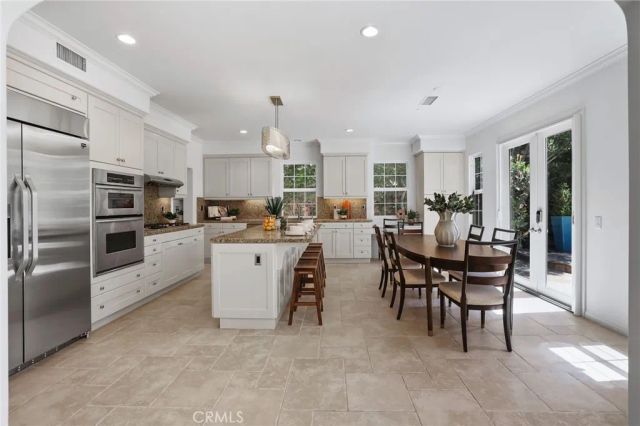 16 Spyrock, Irvine, CA 92602