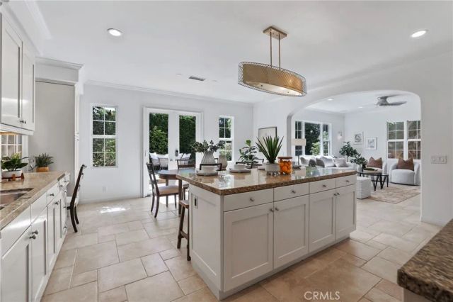 16 Spyrock, Irvine, CA 92602