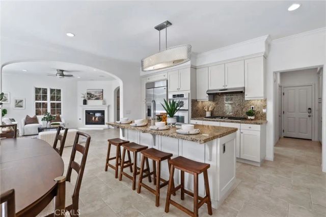 16 Spyrock, Irvine, CA 92602