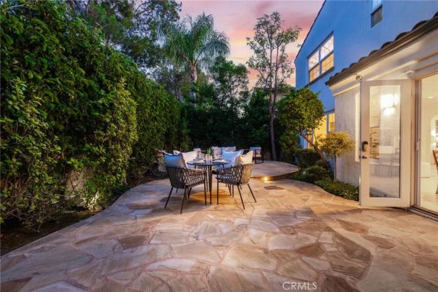 16 Spyrock, Irvine, CA 92602