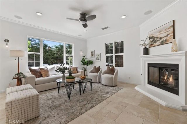 16 Spyrock, Irvine, CA 92602