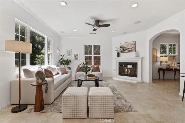 16 Spyrock, Irvine, CA 92602