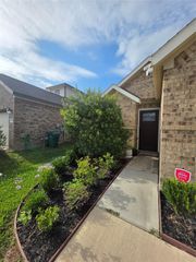 1942 Barrett Gables Drive, Crosby, TX 77532