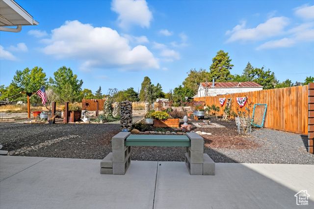 75 N 300 W, Smithfield, UT 84335