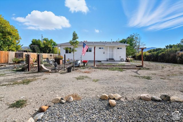 75 N 300 W, Smithfield, UT 84335
