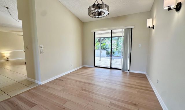 8712 SW 52nd Street, Cooper City, FL 33328