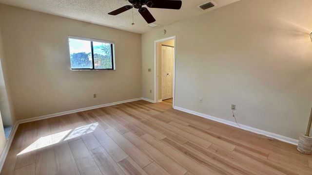 8712 SW 52nd Street, Cooper City, FL 33328