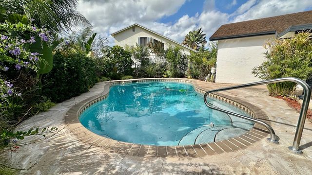 8712 SW 52nd Street, Cooper City, FL 33328