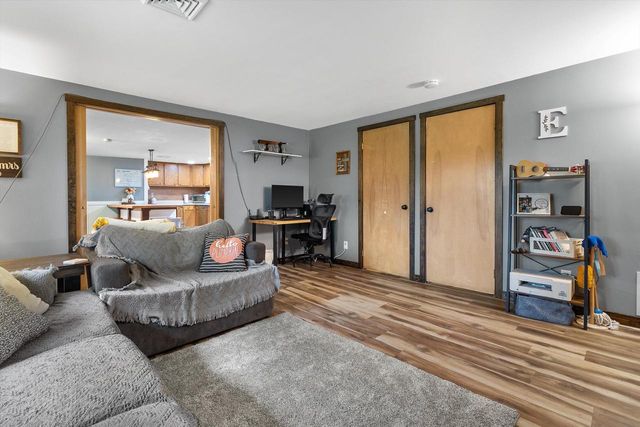 915 Bayview AVENUE, Twin Lakes, WI 53181
