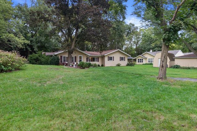 915 Bayview AVENUE, Twin Lakes, WI 53181