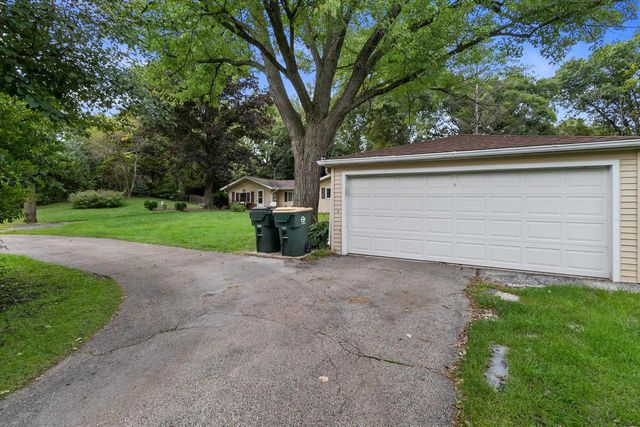915 Bayview AVENUE, Twin Lakes, WI 53181