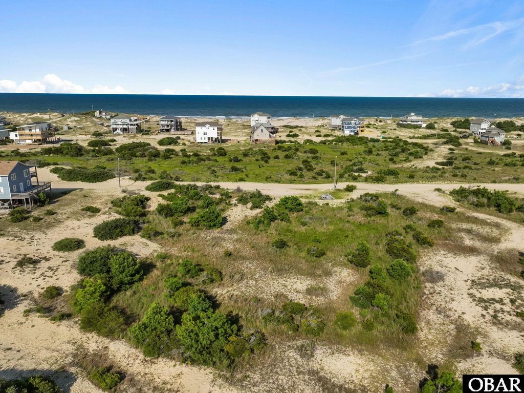 Image 10 of property listing at 1686 Ocean Pearl Road Lot 6, Corolla, NC 27927