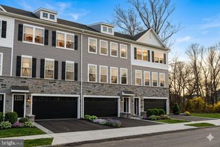 404 MONTE FARM RD, Mount Laurel, NJ 08054