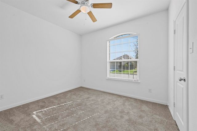 808 Black Hawk Drive, Princeton, TX 75407