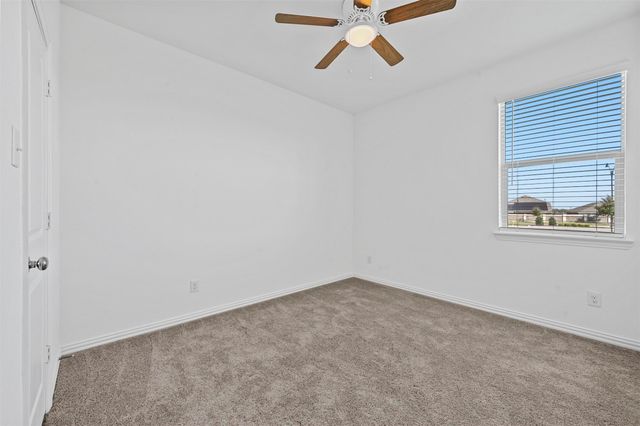 808 Black Hawk Drive, Princeton, TX 75407