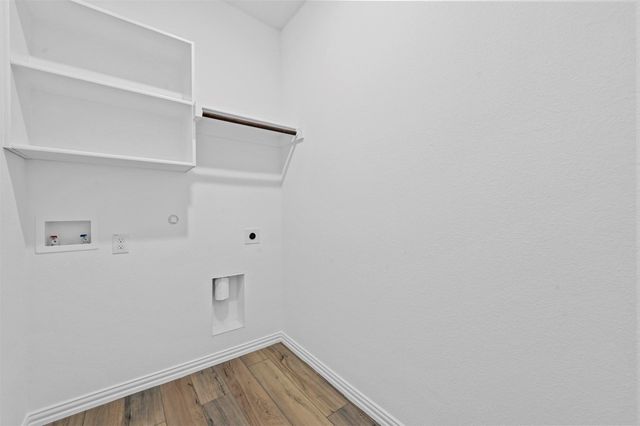 808 Black Hawk Drive, Princeton, TX 75407