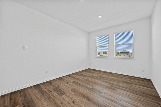 808 Black Hawk Drive, Princeton, TX 75407