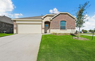 808 Black Hawk Drive, Princeton, TX 75407