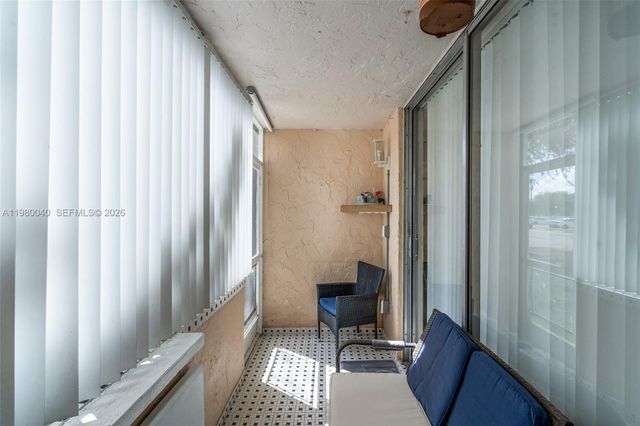 8405 NW 8th St 107-2, Miami, FL 33126