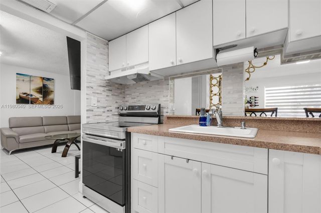 8405 NW 8th St 107-2, Miami, FL 33126