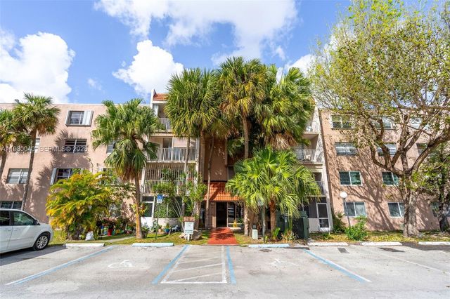 8405 NW 8th St 107-2, Miami, FL 33126