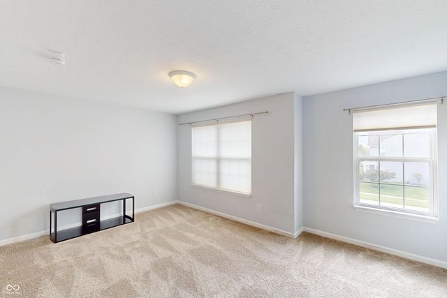 2689 Falcon Drive, Greenwood, IN 46143