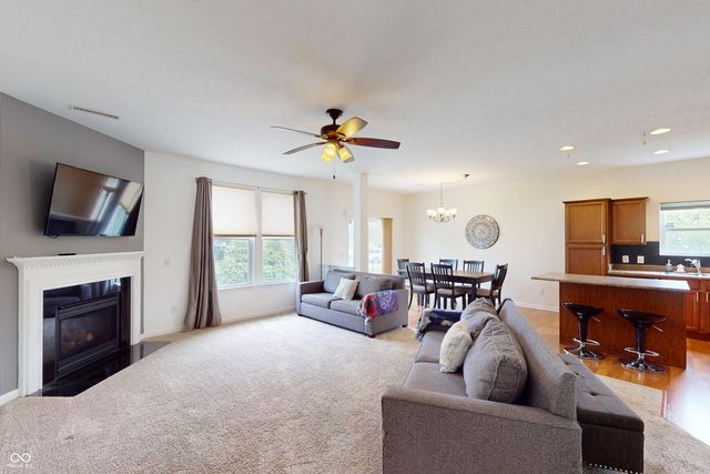 2689 Falcon Drive, Greenwood, IN 46143