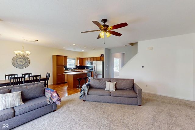 2689 Falcon Drive, Greenwood, IN 46143