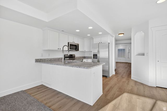 213 E TAMARAK CIR, Lehi, UT 84043