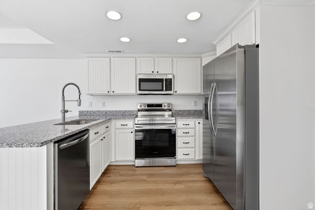 213 E TAMARAK CIR, Lehi, UT 84043