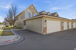 213 E TAMARAK CIR, Lehi, UT 84043