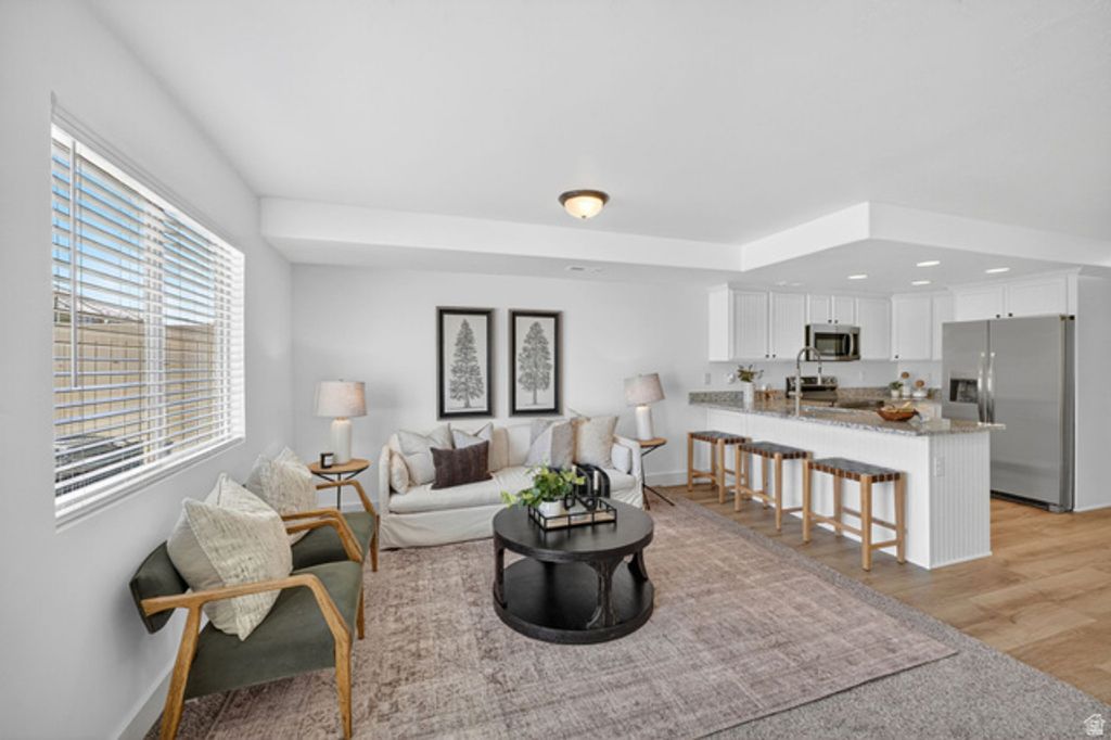 Image 12 of property listing at 213 S TAMARAK CIR, Lehi, UT 84043