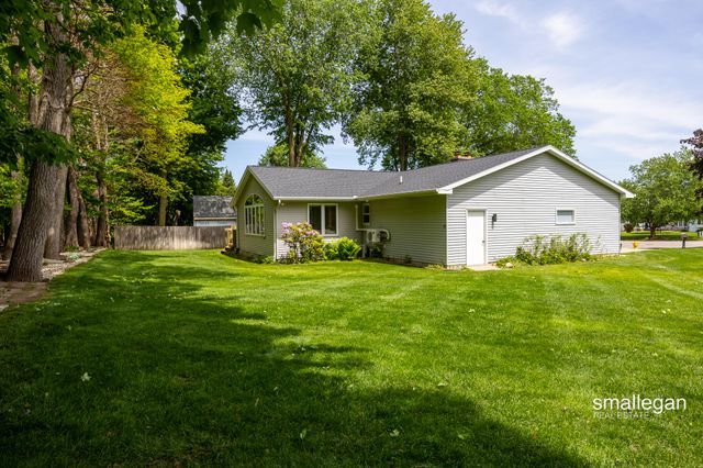 5349 Tahoe Pine Court, Wyoming, MI 49519