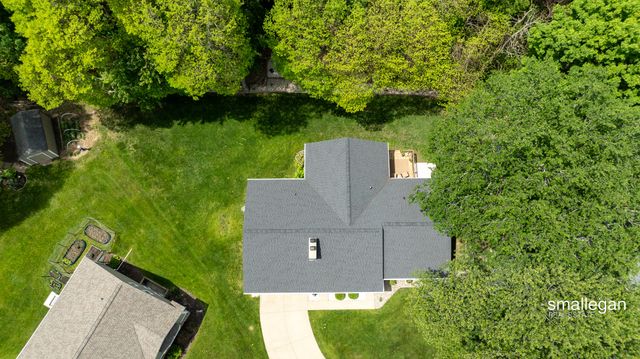 5349 Tahoe Pine Court, Wyoming, MI 49519