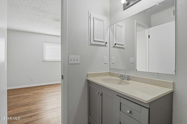 7129 ORIZABA Avenue, El Paso, TX 79912