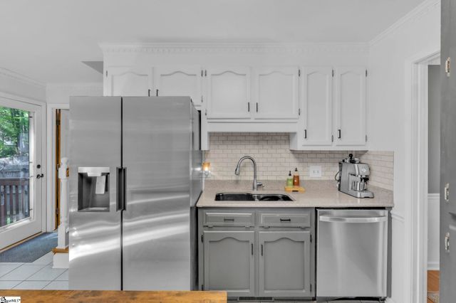 304 Wagoncreek Drive, Simpsonville, SC 29681