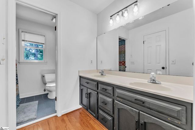 304 Wagoncreek Drive, Simpsonville, SC 29681