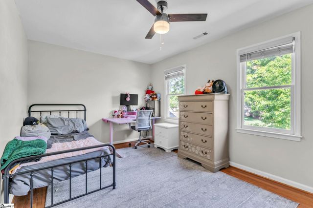 304 Wagoncreek Drive, Simpsonville, SC 29681