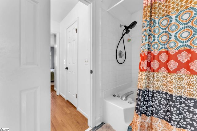 304 Wagoncreek Drive, Simpsonville, SC 29681