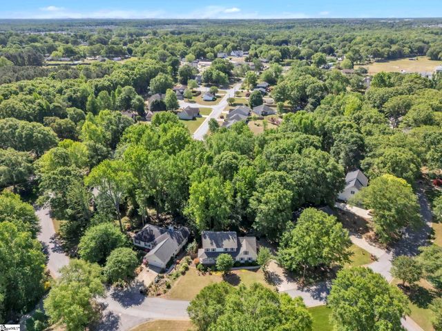 304 Wagoncreek Drive, Simpsonville, SC 29681