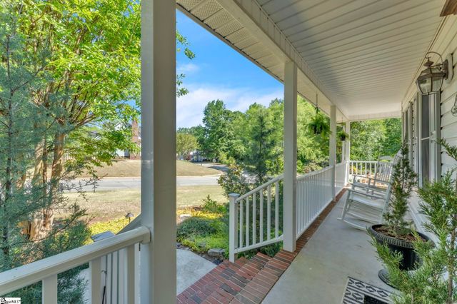 304 Wagoncreek Drive, Simpsonville, SC 29681