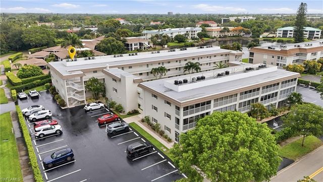 3150 Binnacle DR 106, Naples, FL 34103