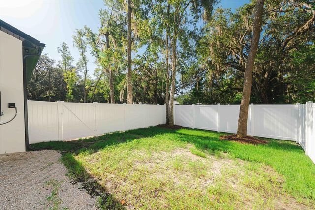 192-194 S LEMON AVENUE, Brooksville, FL 34601