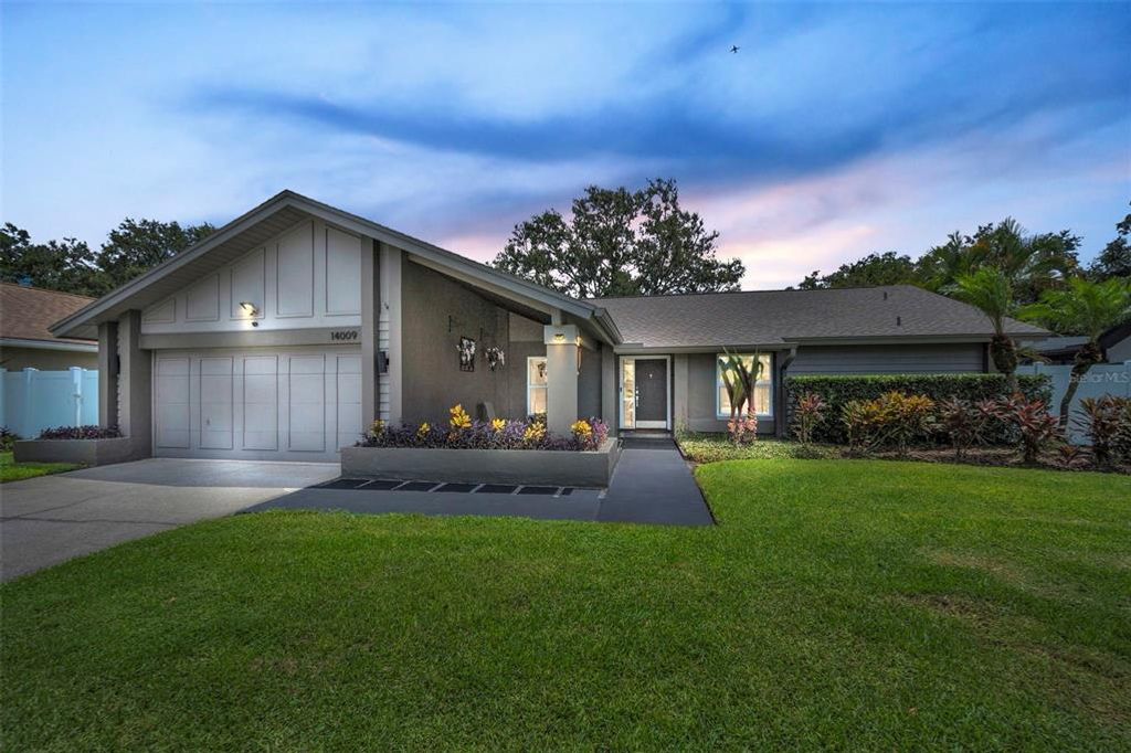 14009 MIDDLETON WAY, Tampa, FL 33624