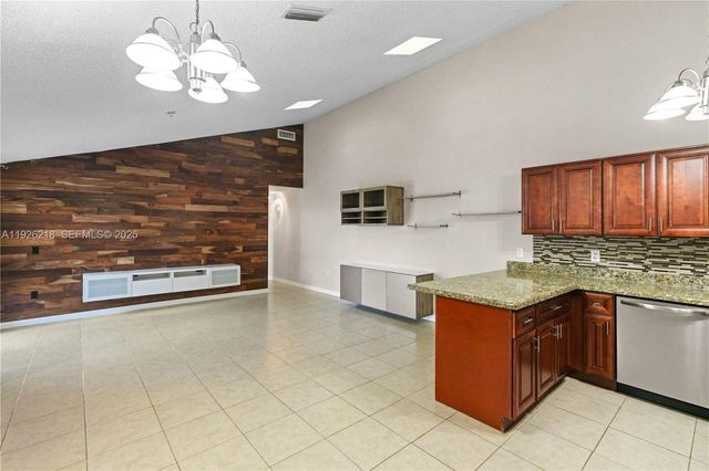 9568 Boca Gardens Pkwy B, Boca Raton, FL 33496